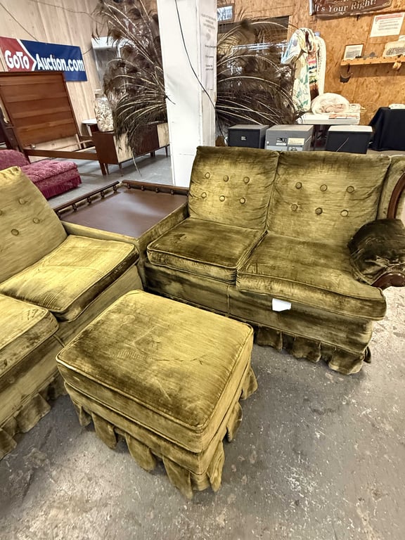 70'S GREEN SECTIONAL - Image 3