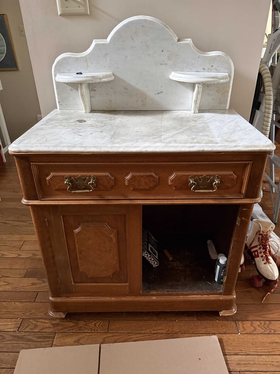 ANT. VICTORIAN WASHSTAND W/MARBLE TOP