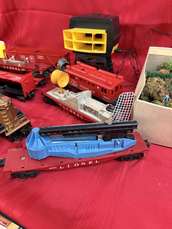 VTG LIONEL TRAIN SET O-GAUGE - Image 2