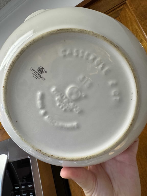 2 pc misc stoneware  - Image 8