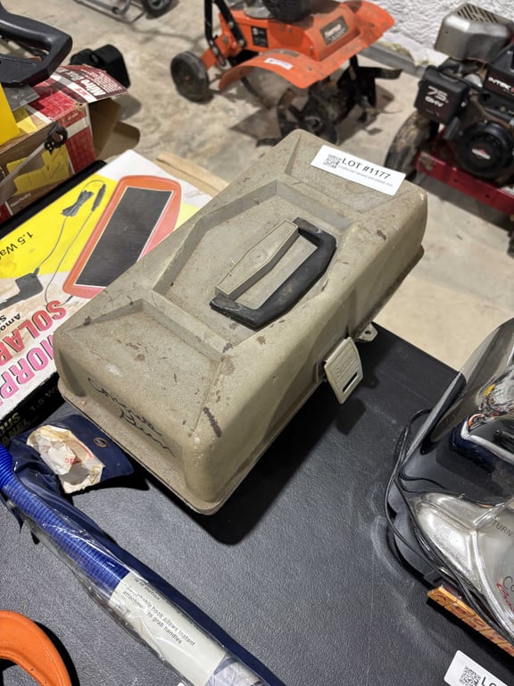 Craftsman ramset and plastic box - Image 4