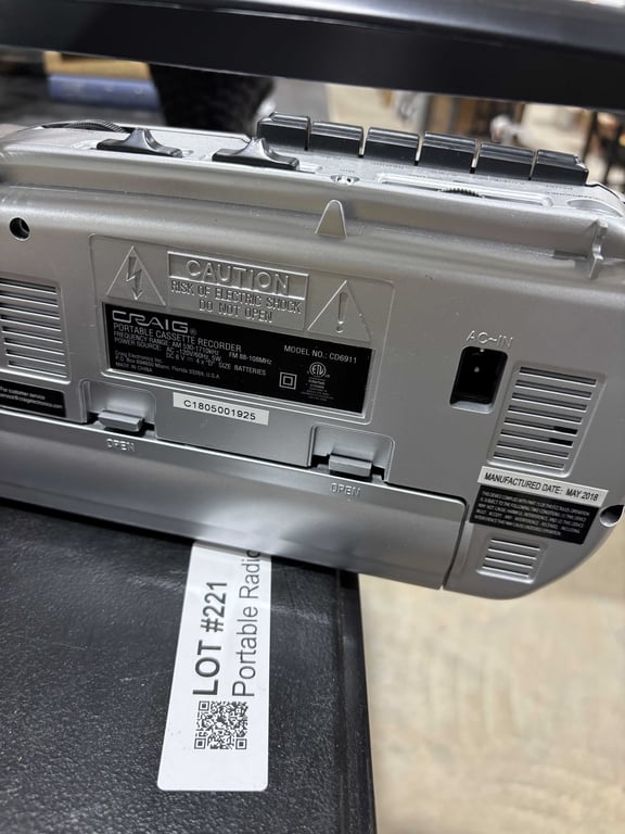 Portable Radio - Image 3