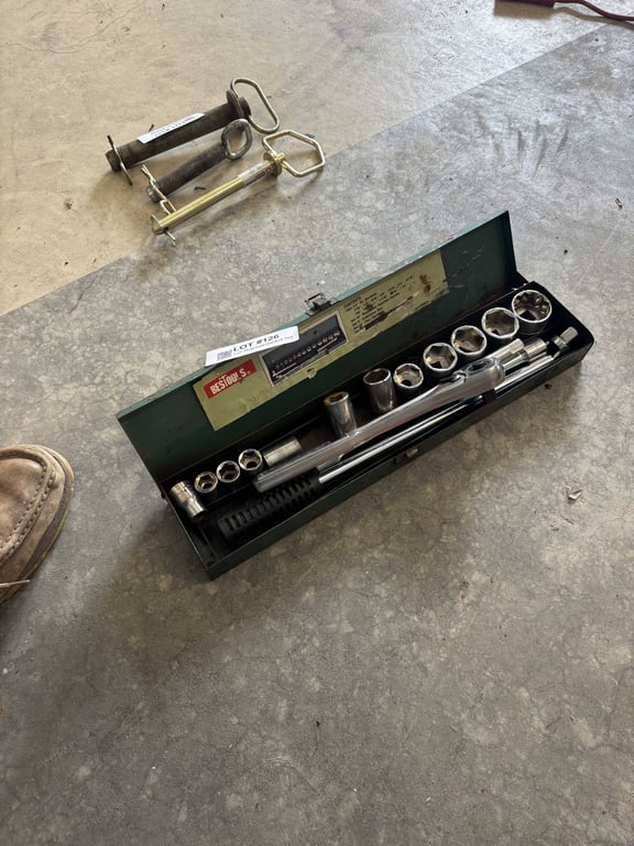 1/2" Ratchet/Socket Set
