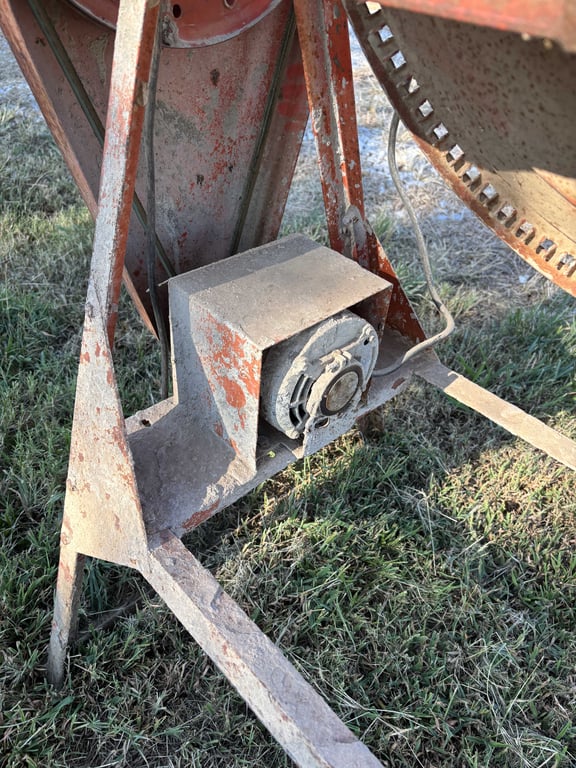 Electric cement mixer - Image 4