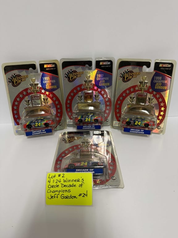 4 WINNERS CIRCLE DECADE OF CHAMPIONS 1:24 JEFF GORDON