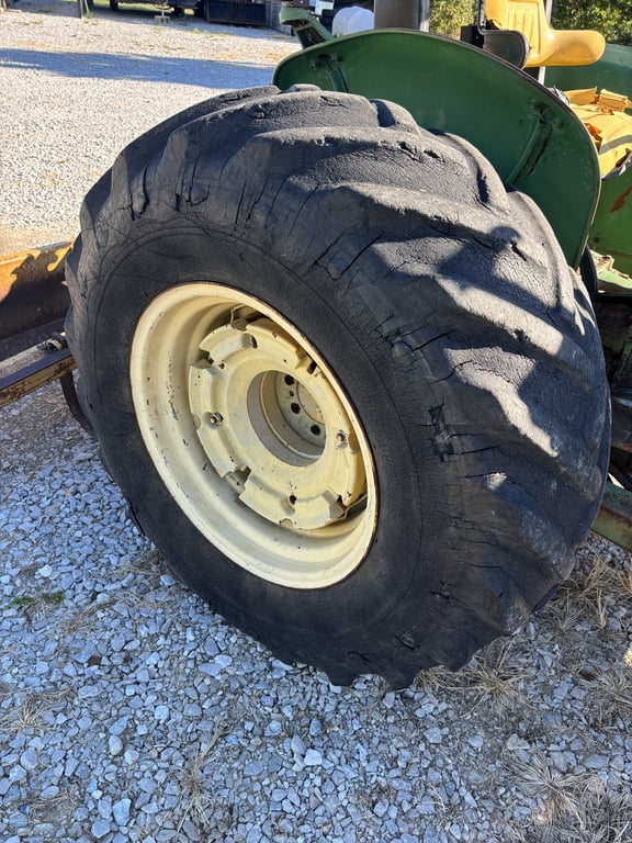 1977 John Deere 2630 4WD - Image 12