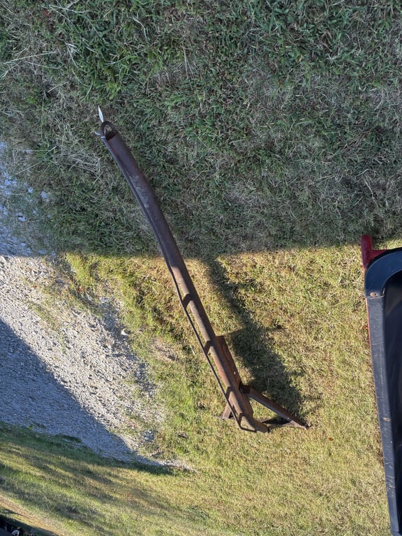 Gin pole