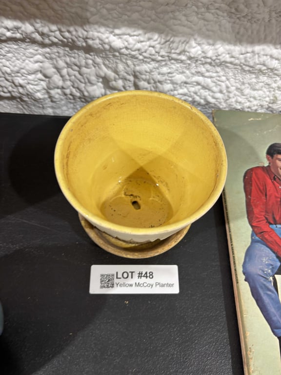 Yellow McCoy Planter - Image 2