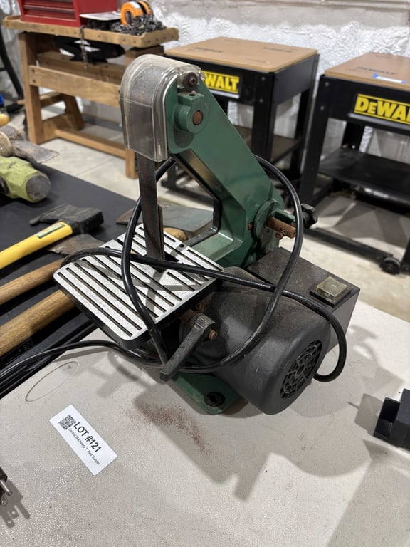 Central Machinery 1" Belt Sander