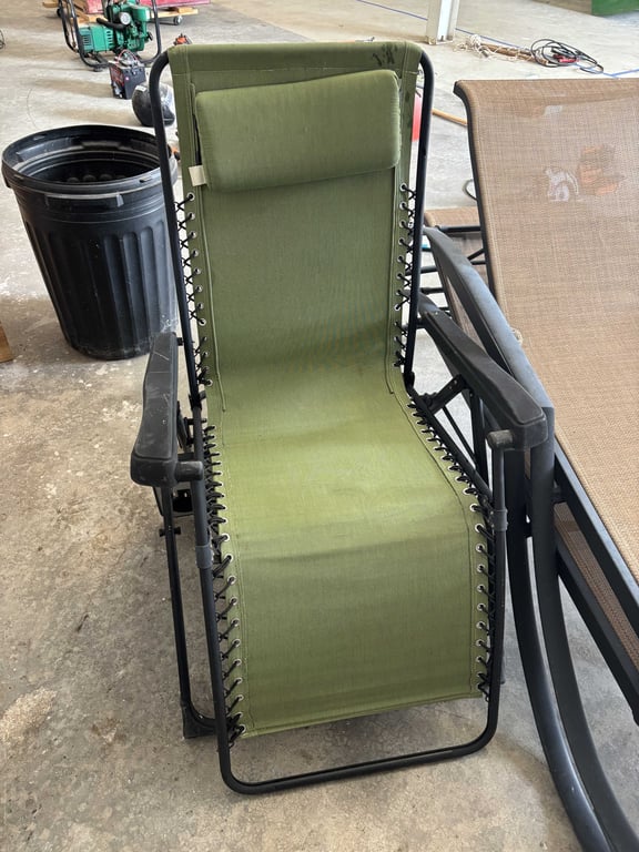 3 Outdoor Lounge Chairs - Image 4