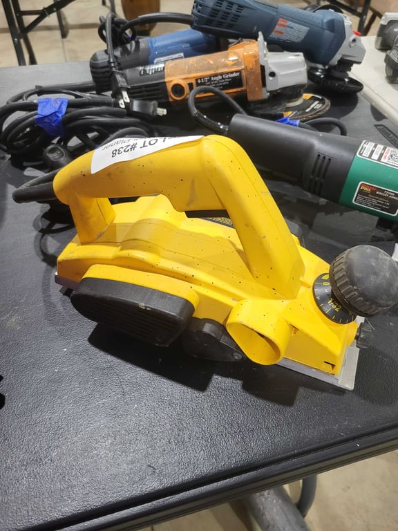 DeWalt Planer