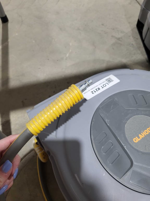Glahoden retractable air hose - Image 2