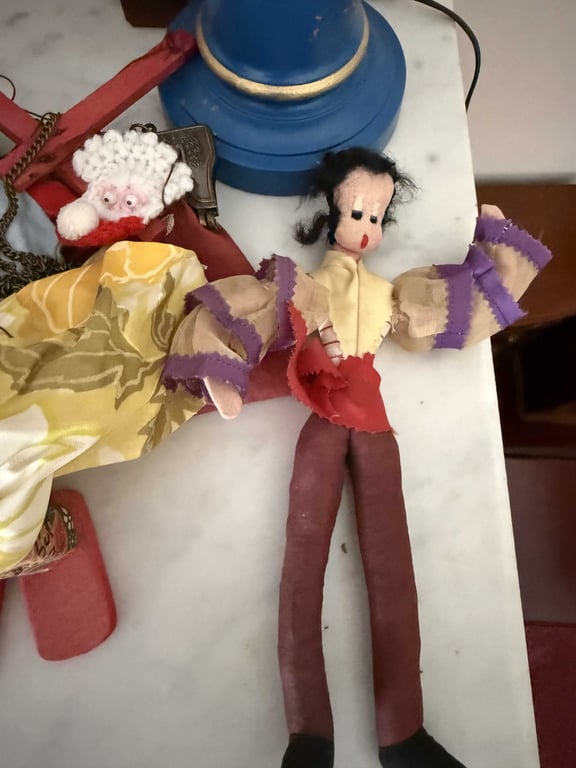 VTG FOLK ART & NOVELTY ITEMS - Image 3