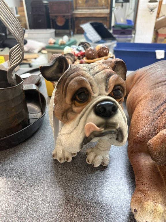 3 BULL DOG FIGURES - Image 2