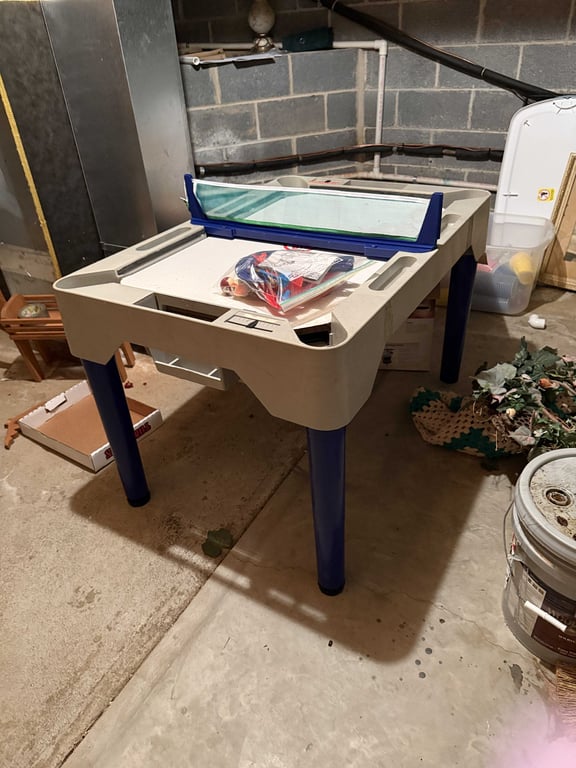 KIDS MULTI GAME TABLE
