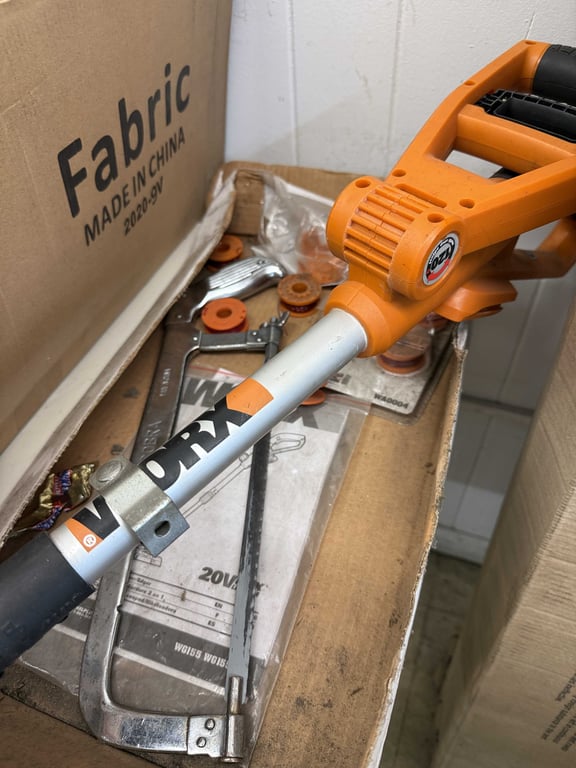 WORX WEEDEATER (NO BATTERY) & MISC. ITEMS - Image 2