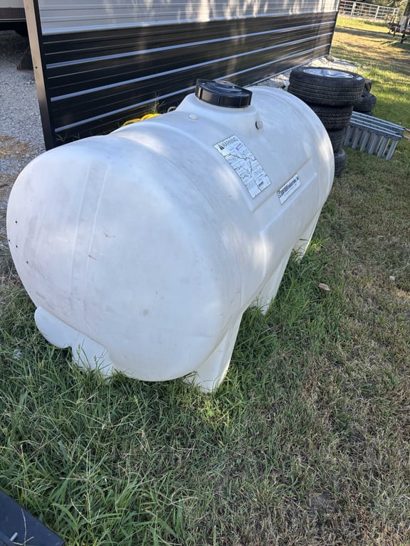 300 gallon water tank - Image 2