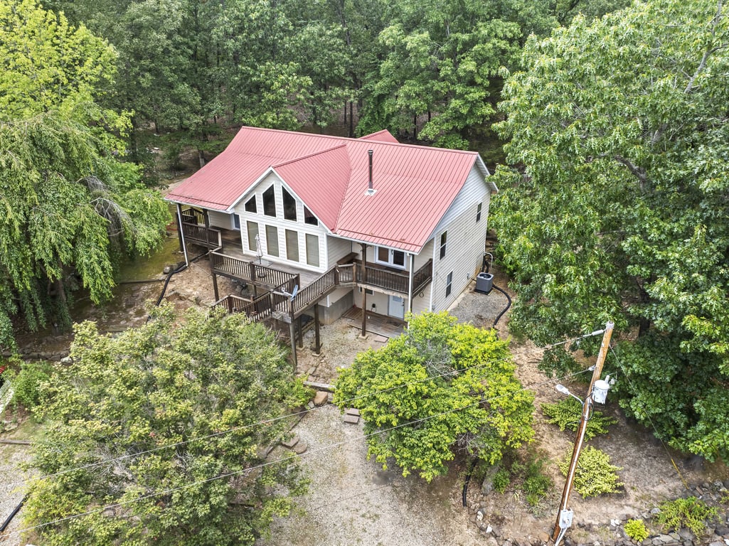 3 bed 3 bath home on 26.19 acres - Image 19