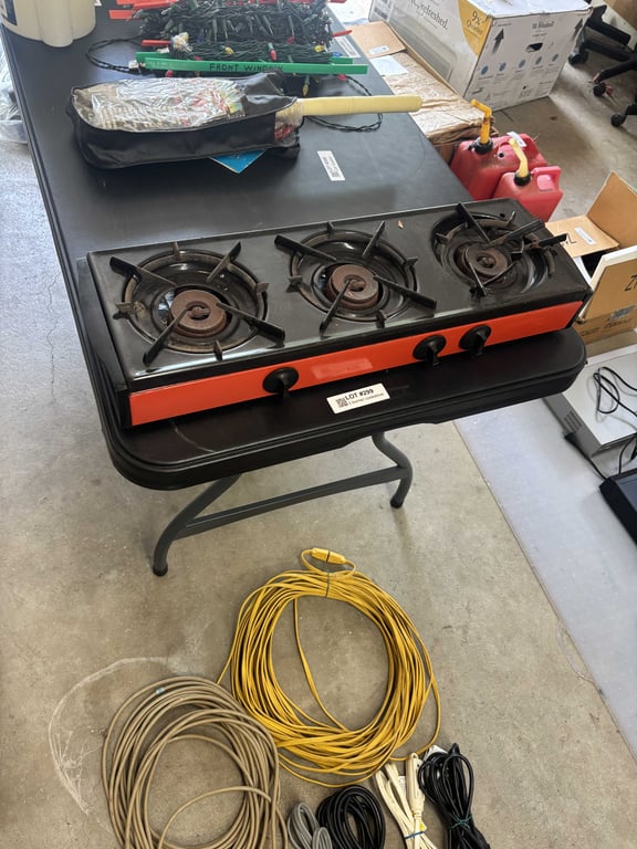 3 burner cookstove