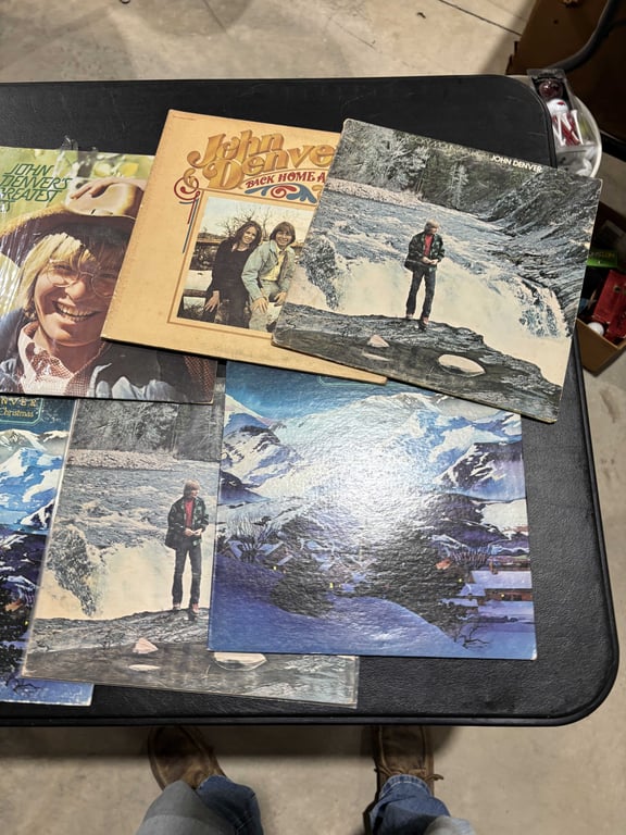 19 John Denver - Image 2