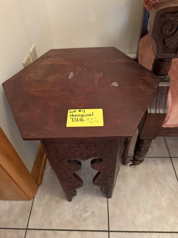 VTG HANDCRAFTED MOROCCAN HEXAGONAL CARVED SIDE TABLE 18 1/2"X16 1/2"