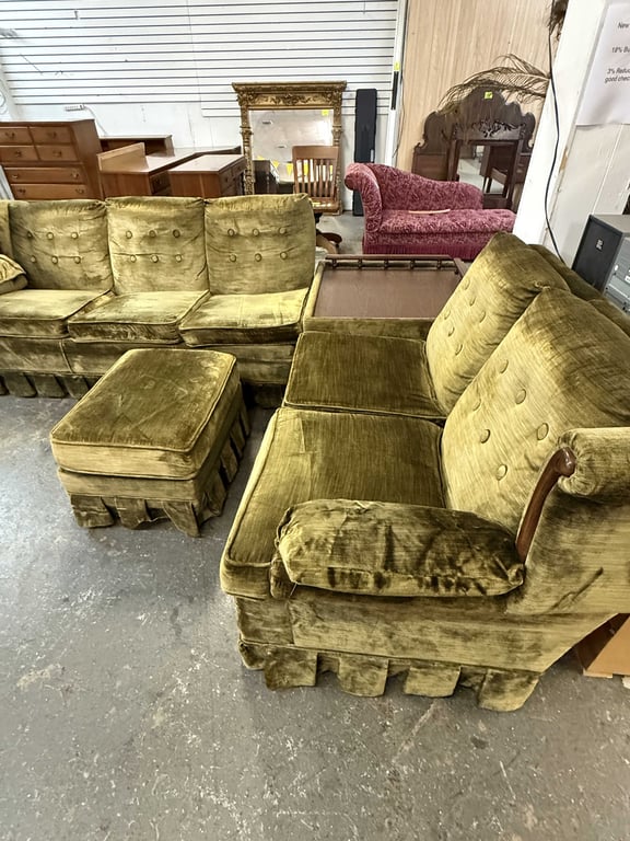 70'S GREEN SECTIONAL