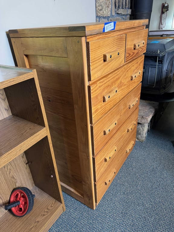 6 drawer chest of drawers - Image 2