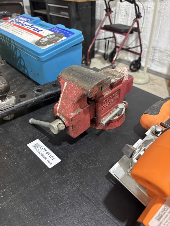 Columbian vise