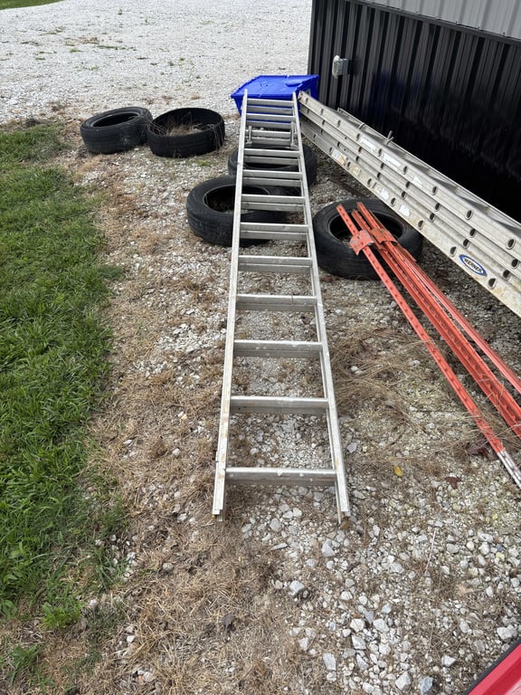 24’ extension ladder