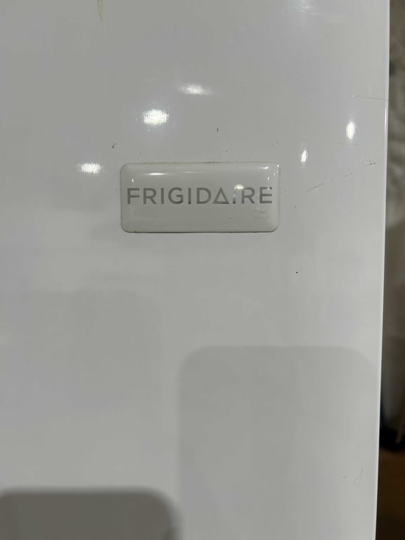 Frigidaire Upright Freezer - Image 5