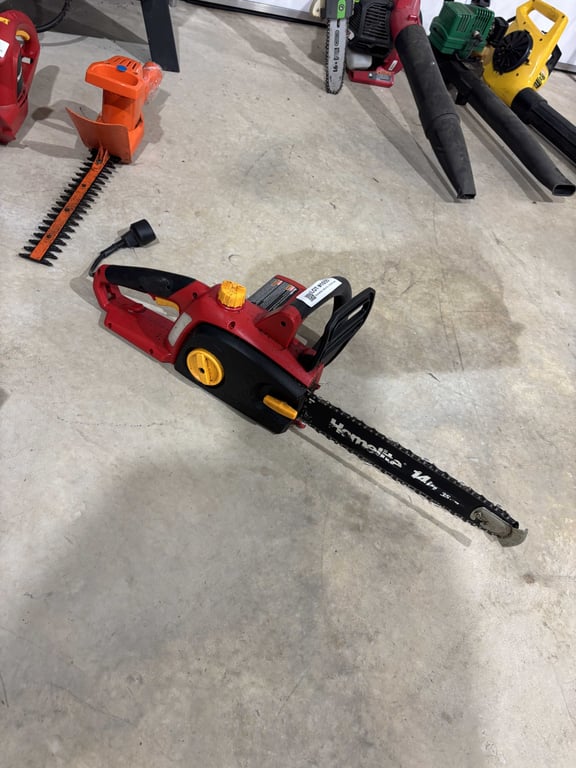 Homelite electric chainsaw - Image 2