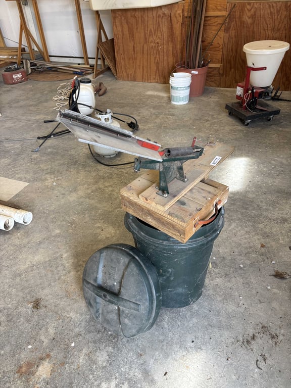 Skeet Thrower - Image 2