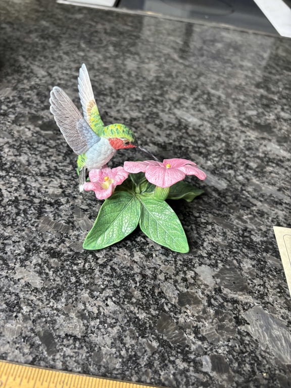 Lenox Ruby Throated Hummingbird - Image 3