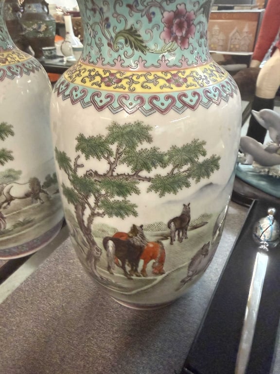 VTG CHINESE RARE CULTURAL REVOLUTION VASES - Image 2