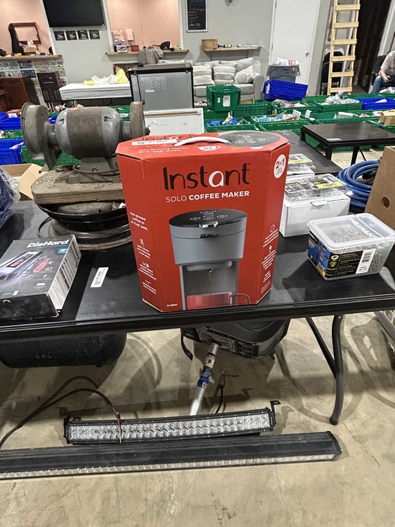 Instant Solo coffee maker