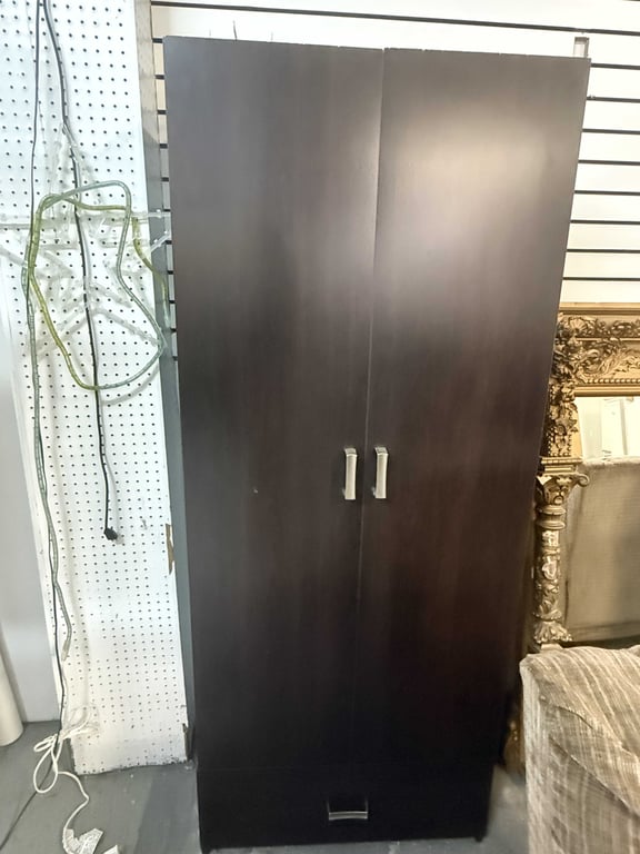 TALL STORAGE CABINET W/DRAWER