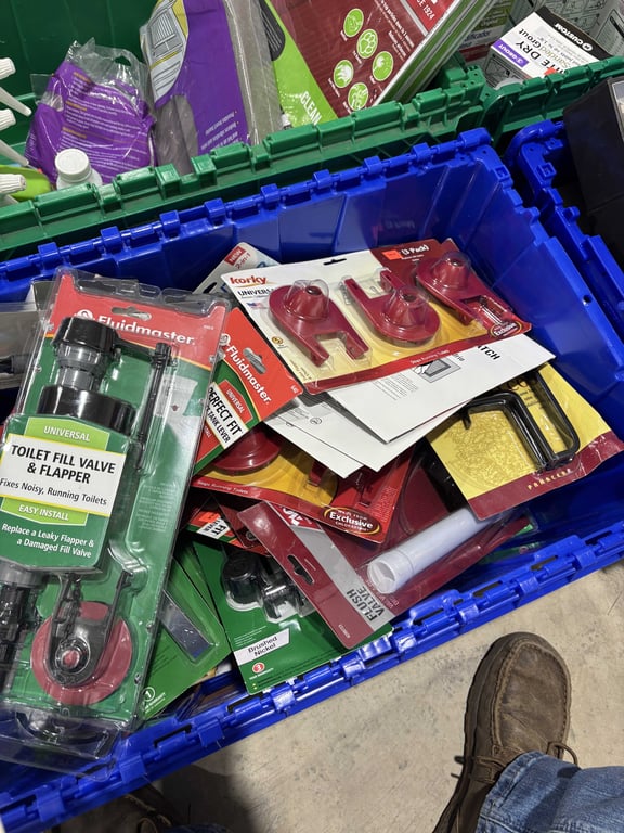 Tote of plumbing supplies - Image 2