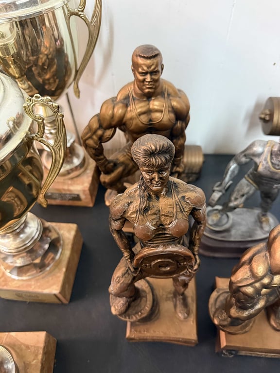 5 WEIGHT LIFTING TROPHIES - Image 2