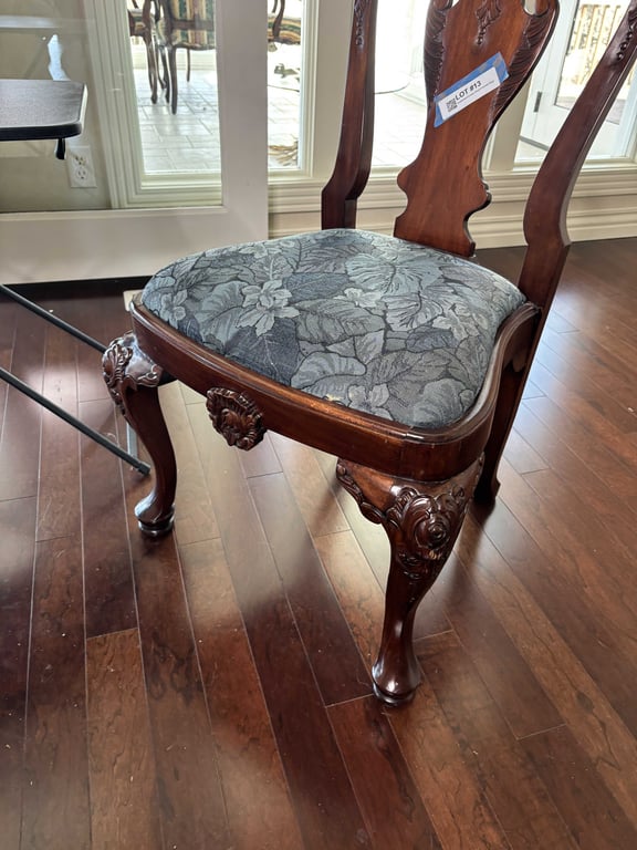 Cushioned Ornate Wood Framed Chair - Image 3