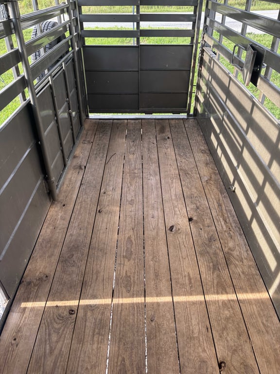 2023 14' Ozark Stock Trailer - Image 2
