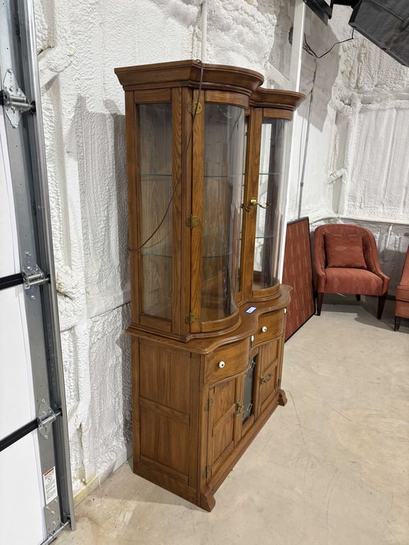 China Cabinet - Image 4