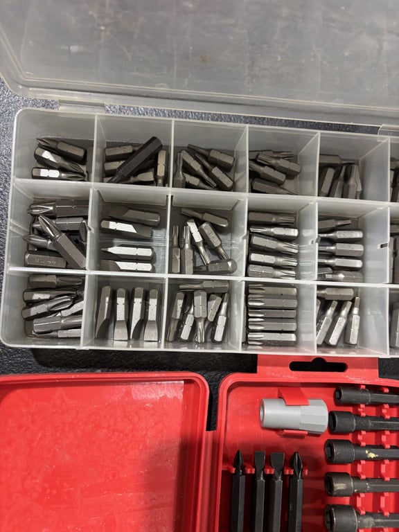 Misc bits & organizer - Image 2
