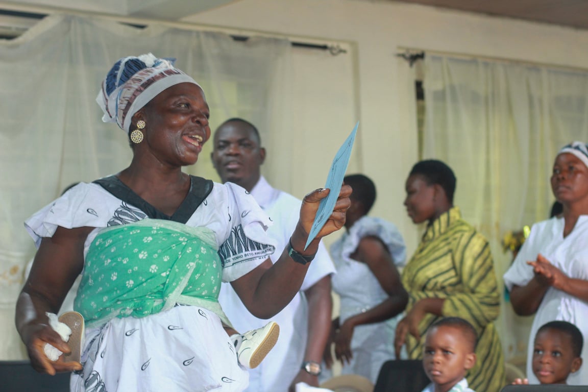 The CFCC Agbogbloshie worship team leading during a service