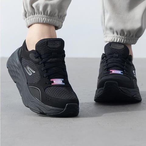 스케쳐스 MAX CUSHIONING 엘리트 여성 러닝