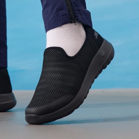 스케쳐스 GO WALK MAX 남성 블랙 러닝화
