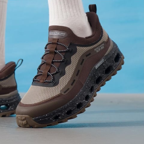 스케쳐스 GLIDE-STEP AT 남성 캐주얼화 브라