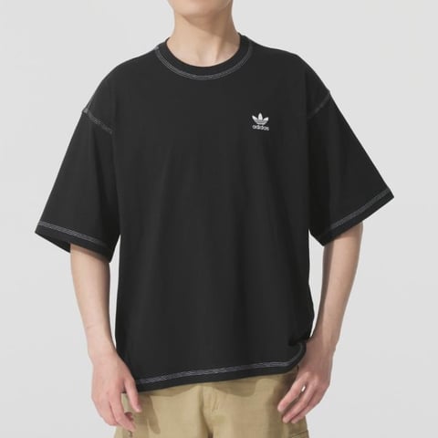 아디다스 ESSENTIALS 블랙 남성 반팔 티셔