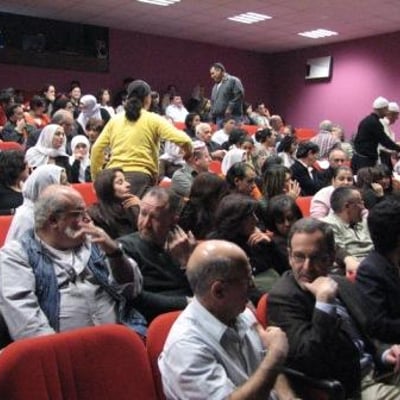 بيت وقاعة لمسرح النقاب