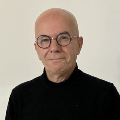 مسرح النقاب ظاهرة فنية-ثقافية