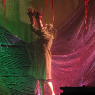 نجاح كبير لمسرحية 